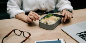 직장인 점심 식단 관리를 위한 균형잡힌 도시락 준비